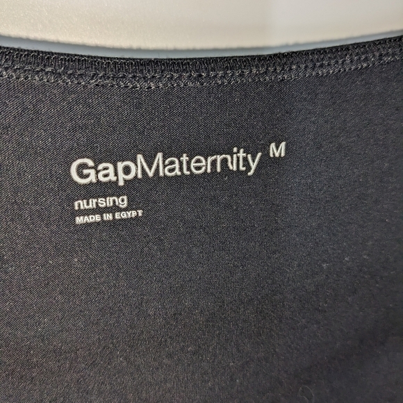 GAP Maternity Layered Look 3/4 Sleeve Top - Picture 5 of 7